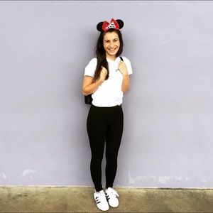 Meet your Posher, Veronica